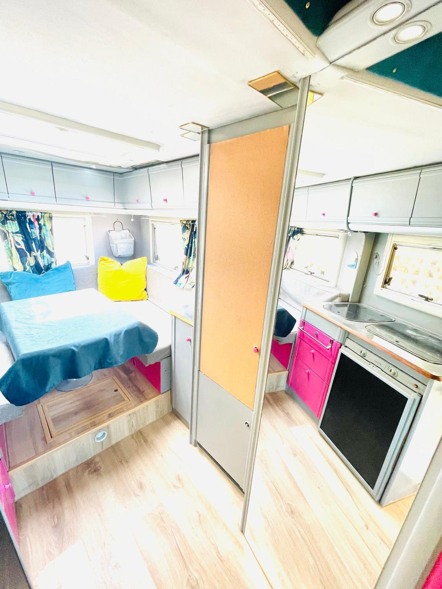 Anetka'S Camper Hotel กัลเป ภายนอก รูปภาพ